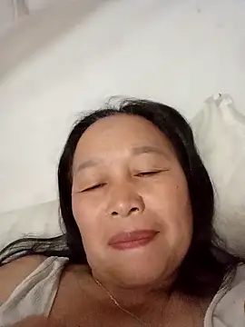 heesuu11 online show from 04.01.26