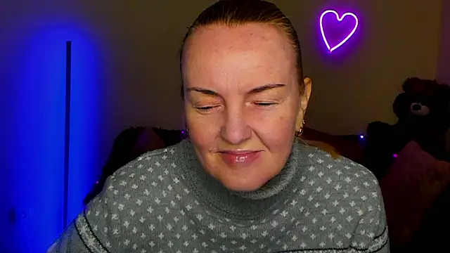 Snapshot of Bella_soulmate chatting on 04.25.26 Bella soulmate online show from 04.25.26