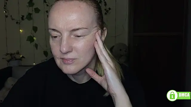 Snapshot of Bella_soulmate chatting on 05.13.26 Bella soulmate online show from 05.13.26