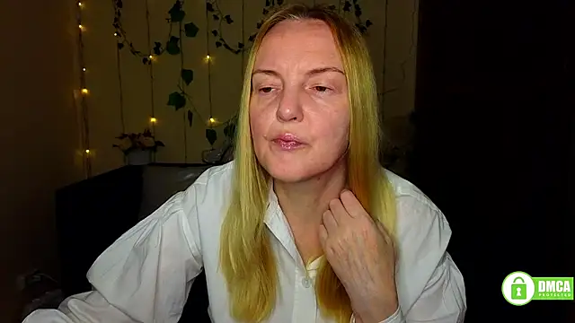 Snapshot of Bella_soulmate chatting on 05.22.26 Bella soulmate online show from 05.22.26