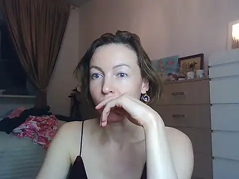 Snapshot of angelicfenix chatting on 02.25.26 angelicfenix online show from 02.25.26