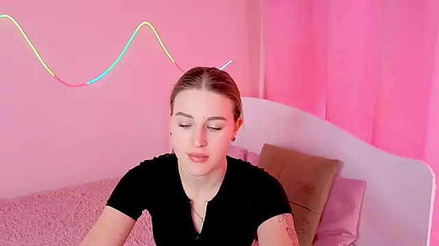 Violettta doll online show from 02.28.26