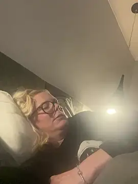 Snapshot of Amelie_BlondeXX chatting on 03.02.26 Amelie BlondeXX online show from 03.02.26