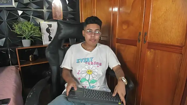 Noha  scott online show from 03.28.26