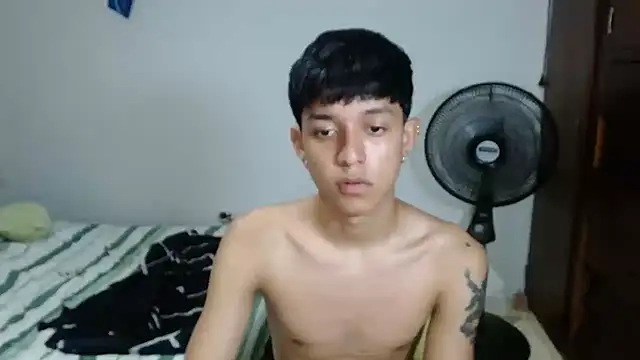 cute jisus online show from 03.03.26