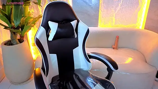 ashelyy tp online show from 02.26.26