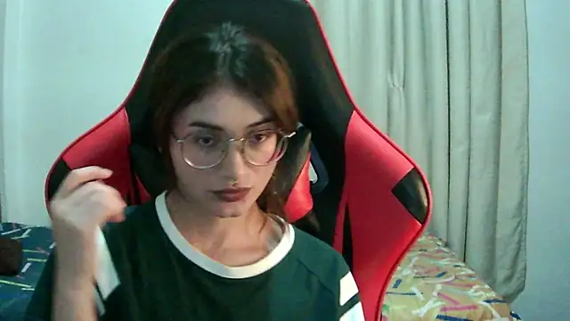 Snapshot of Sparkyvape chatting on 02.26.26 Sparkyvape online show from 02.26.26