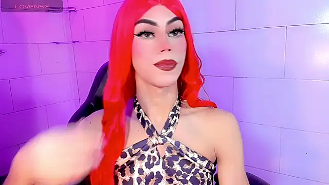 Snapshot of Gema_Jones_ chatting on 05.19.26 Gema Jones online show from 05.19.26