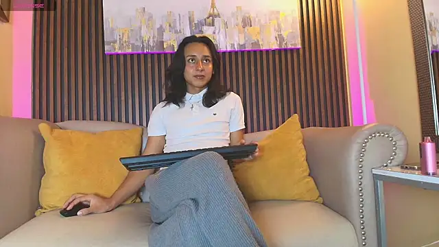 Elisasue online show from 05.22.26