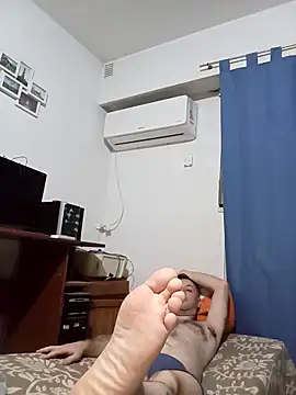 Snapshot of EcodeViento chatting on 02.25.26 EcodeViento online show from 02.25.26