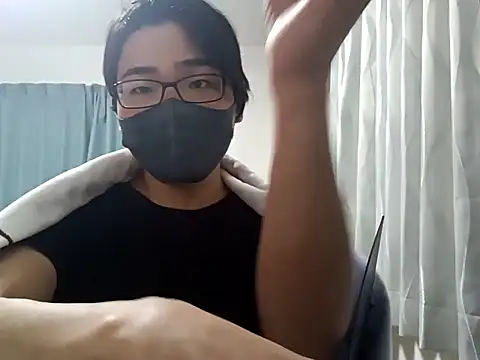 Snapshot of koarannkunn chatting on 04.23.26 koarannkunn online show from 04.23.26