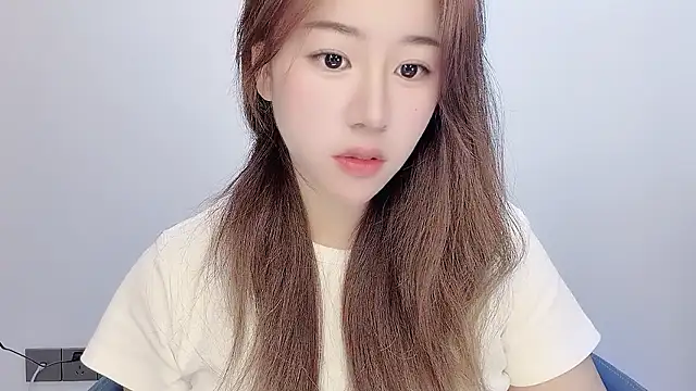 Snapshot of Baixi-01 chatting on 04.24.26 Baixi-01 online show from 04.24.26