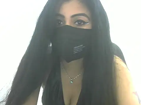 Snapshot of keyswee chatting on 01.16.25 keyswee online show from 01.16.25