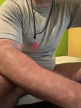 Snapshot of Coach_85 chatting on 06.25.26 Coach 85 online show from 06.25.26