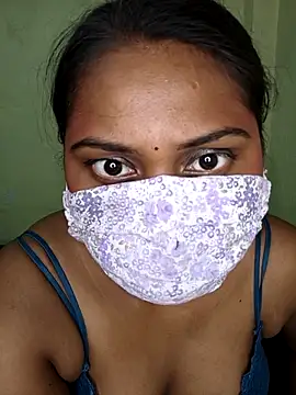 Snapshot of MISS_MADHURIBABY chatting on 06.19.26 MISS MADHURIBABY online show from 06.19.26