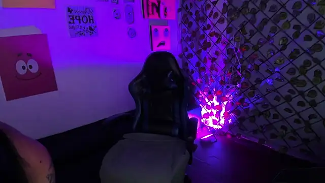 Snapshot of Megan_Collinss1 chatting on 03.07.26 Megan Collinss1 online show from 03.07.26