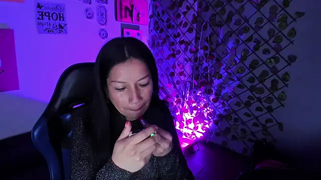 Snapshot of Megan_Collinss1 chatting on 03.19.26 Megan Collinss1 online show from 03.19.26