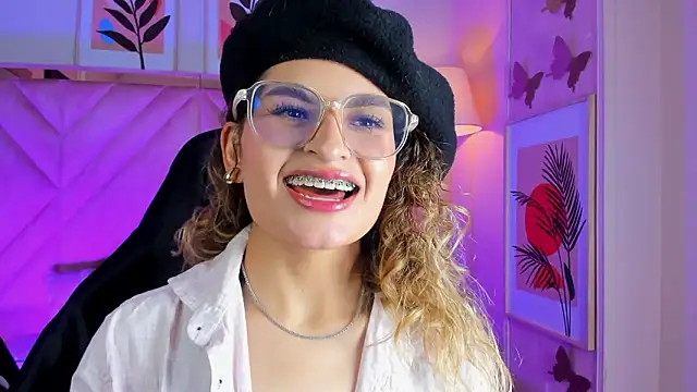 emilyjonesss  online show from 03.19.26