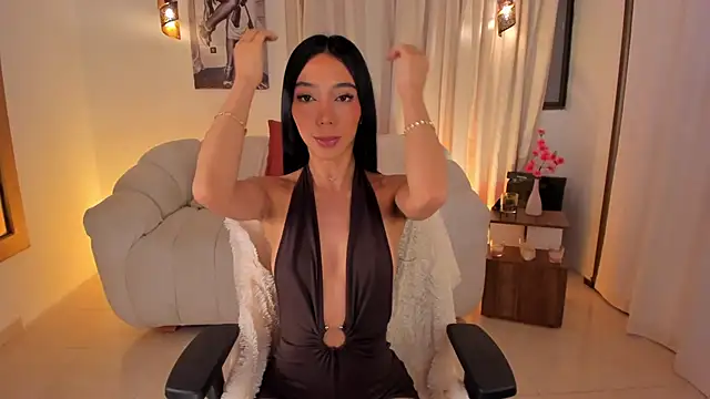 Snapshot of IsabellaLux_ chatting on 04.26.26 IsabellaLux online show from 04.26.26