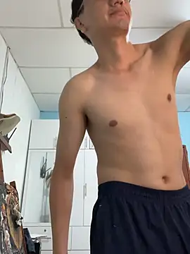 Snapshot of Gonzalogz chatting on 04.13.26 Gonzalogz online show from 04.13.26