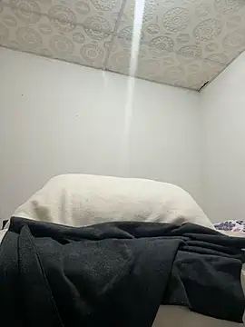 paula p07 online show from 04.23.26