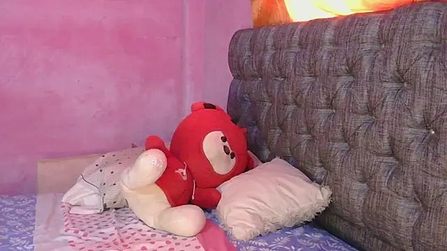 Snapshot of mia_luna88 chatting on 02.27.26 mia luna88 online show from 02.27.26