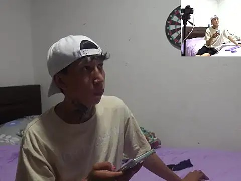 Snapshot of Trevordonson_milf chatting on 03.04.26 Trevordonson milf online show from 03.04.26