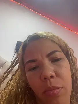 Crespita Hot23 online show from 02.25.26