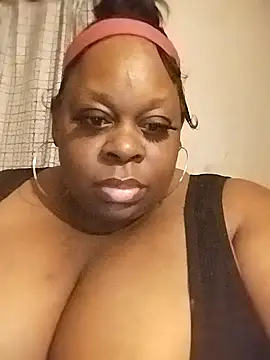 Snapshot of Pinkchocolatebbw chatting on 03.17.26 Pinkchocolatebbw online show from 03.17.26