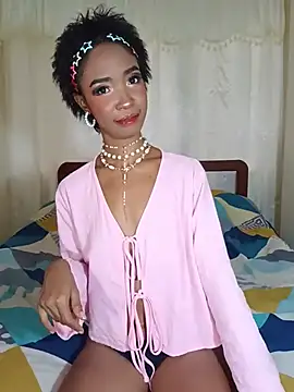 Snapshot of TinnaPeyton chatting on 06.05.26 TinnaPeyton online show from 06.05.26