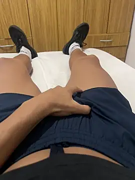 Snapshot of RuinedQuark chatting on 02.26.26 RuinedQuark online show from 02.26.26