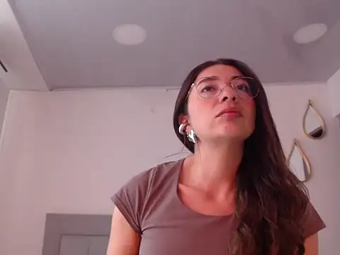Snapshot of Julietaamado chatting on 06.23.26 Julietaamado online show from 06.23.26