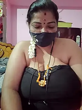 Snapshot of tamil_lathikaaa chatting on 06.11.26 tamil lathikaaa online show from 06.11.26