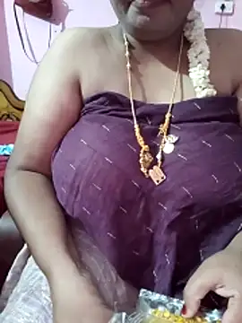 Snapshot of tamil_lathikaaa chatting on 06.29.26 tamil lathikaaa online show from 06.29.26