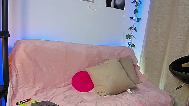 Rebeca Marchetti online show from 03.14.26