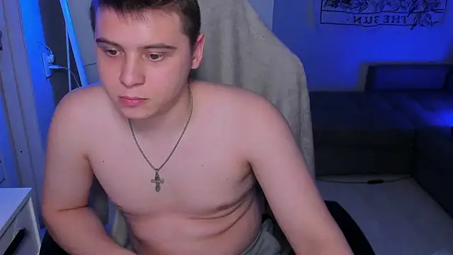 Snapshot of max_sm1th chatting on 02.25.26 max sm1th online show from 02.25.26