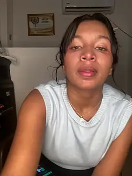 Eloise aksnes online show from 06.08.26