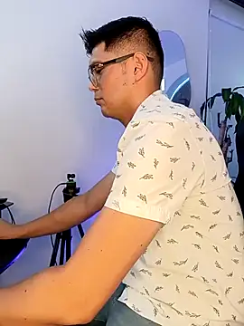 ritzabeth daniel online show from 03.05.26