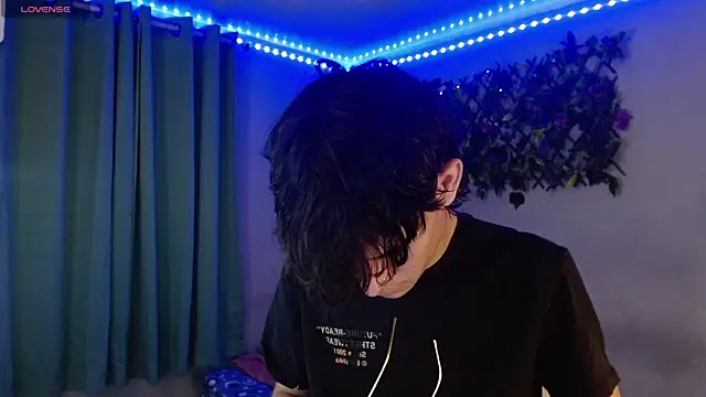 Snapshot of noah_millerx chatting on 04.18.26 noah millerx online show from 04.18.26