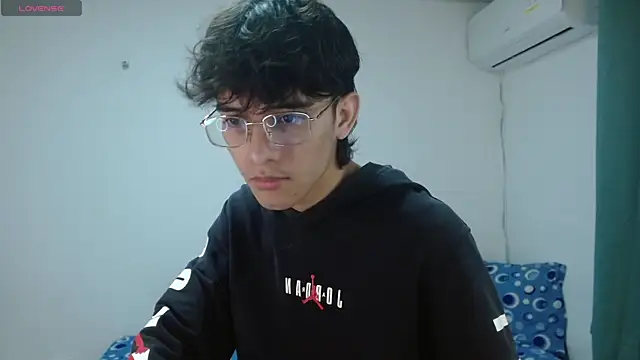 Snapshot of noah_millerx chatting on 05.02.26 noah millerx online show from 05.02.26