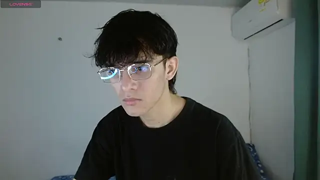 Snapshot of noah_millerx chatting on 05.04.26 noah millerx online show from 05.04.26
