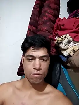 lucastorquato1709 online show from 02.26.26