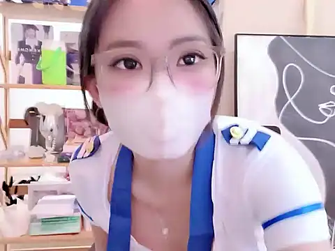 Snapshot of RG_Lenalyy chatting on 05.15.26 RG Lenalyy online show from 05.15.26
