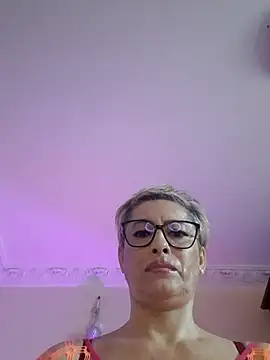 Snapshot of LunaBlaise chatting on 04.14.26 LunaBlaise online show from 04.14.26