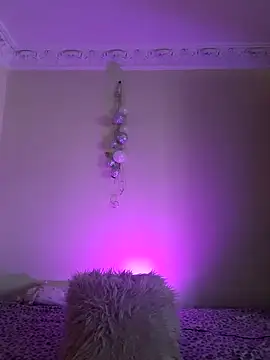 Snapshot of LunaBlaise chatting on 04.19.26 LunaBlaise online show from 04.19.26