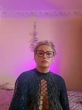 Snapshot of LunaBlaise chatting on 05.05.26 LunaBlaise online show from 05.05.26