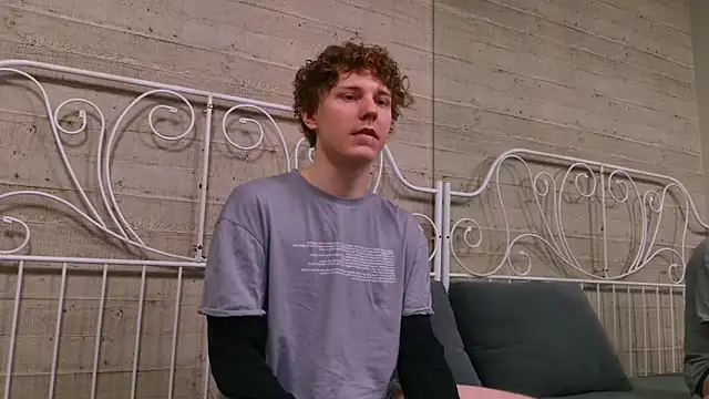 Mickey Hawk online show from 03.08.26