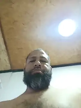 Snapshot of El_pingon_20_cm chatting on 03.04.26 El pingon 20 cm online show from 03.04.26