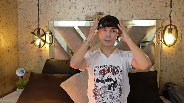 Snapshot of Crush_Nier chatting on 02.27.26 Crush Nier online show from 02.27.26