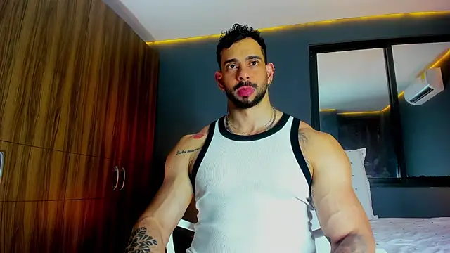 massimo visconti online show from 04.08.26